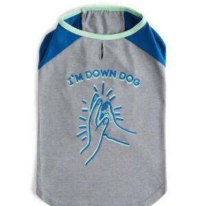 NWT Youly “the Comic” Down Dog T-shirt XS